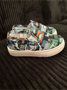 Natural Steps slip on shoes